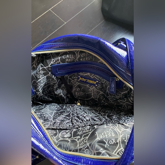 Betsy Johnson bag - Picture 3 of 4